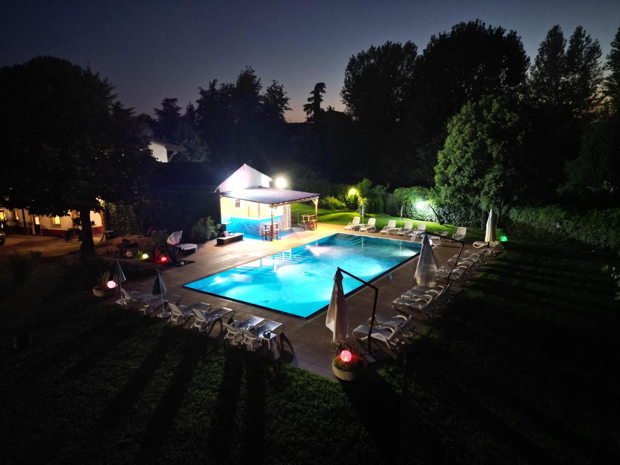 Villa Vitti'S - Verona Est Camping San Martino Buon Albergo Εξωτερικό φωτογραφία